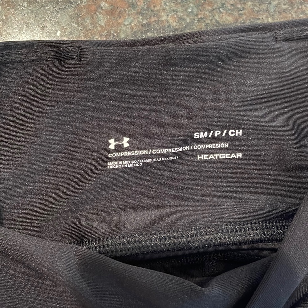 HeatGear by Under Armour. Size small. Compression black leggings